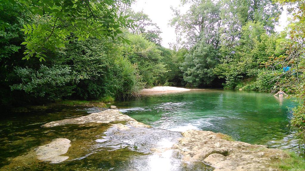 Terre D'Histoire - Baignade - Canoe - Piste Cyclable A 100 M Castelnaud-la-Chapelle Exterior foto